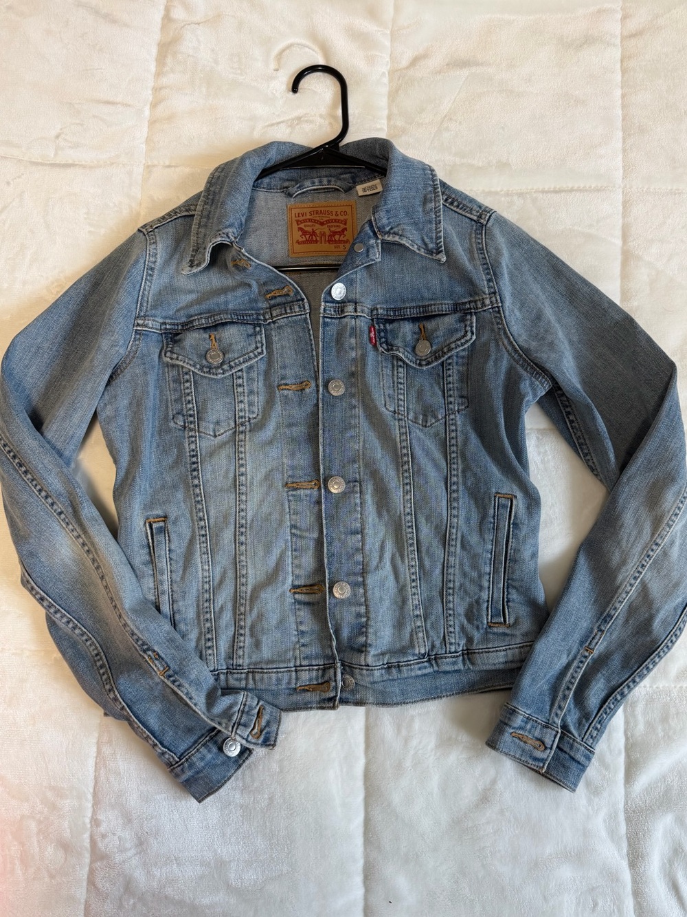 Levi's Light Wash Denim Jacket - Faded Blue